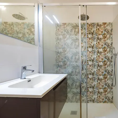 Apartamento Italianflat - Elegant 2 Bedrooms With Balcony, 5 Min Walking From Arena *