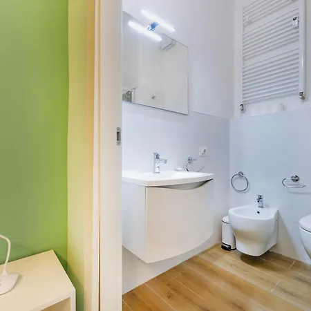 Italianflat - Elegant 2 Bedrooms With Balcony, 5 Min Walking From Arena Verona