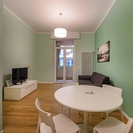Italianflat - Elegant 2 Bedrooms With Balcony, 5 Min Walking From Arena * Верона